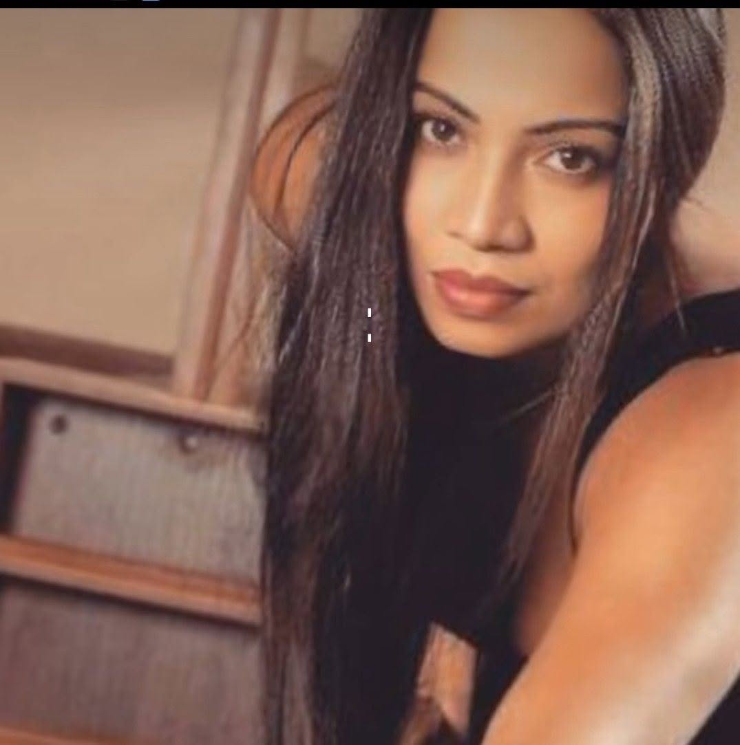 Esha Amelia